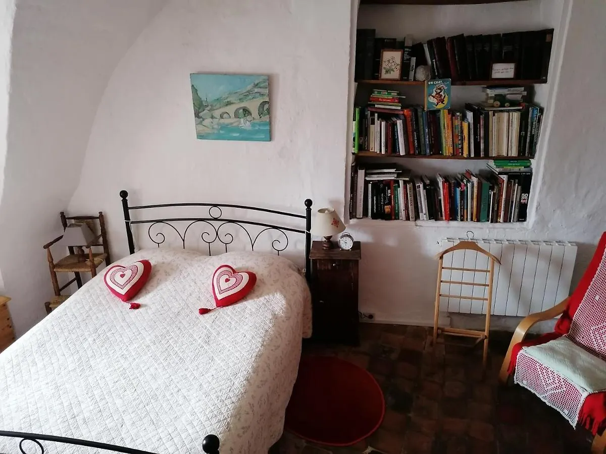 Le Vieux Domaine Du Brusset 호텔 Upaix 캠프장