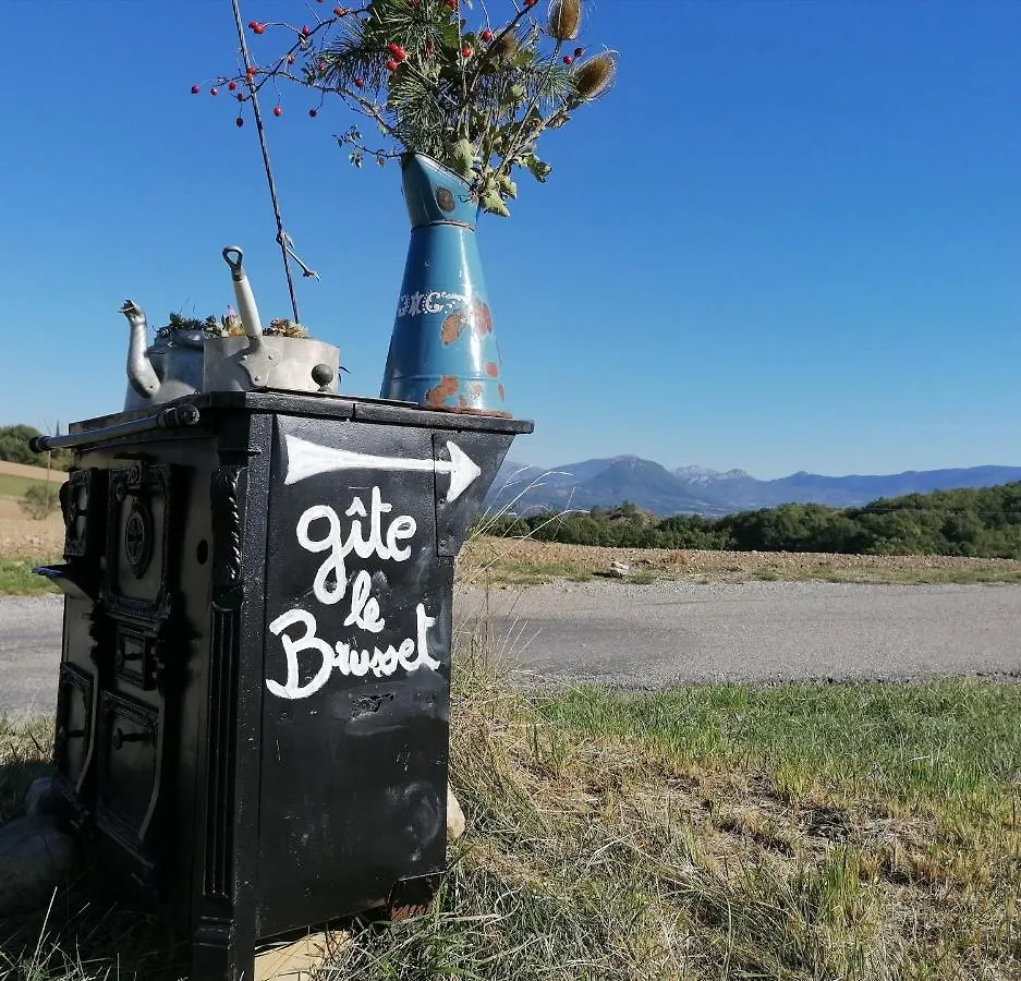 Campsite Le Vieux Domaine Du Brusset Hotel Upaix France