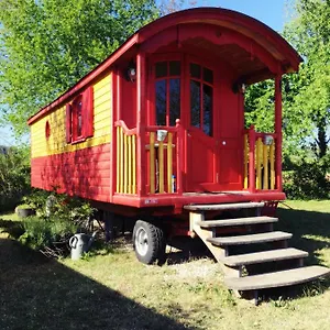 https://entiere-maison.hotels-rhonealpes.com