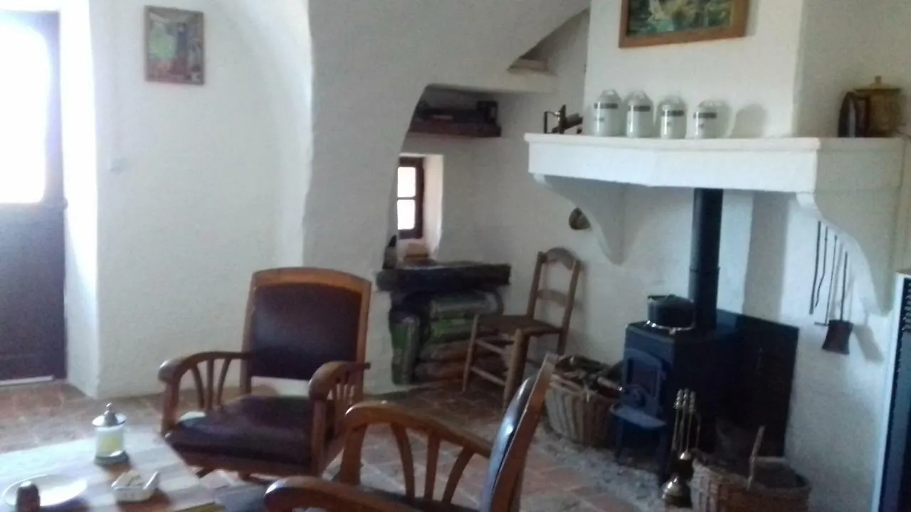 Le Vieux Domaine Du Brusset Hotel Upaix Campsite